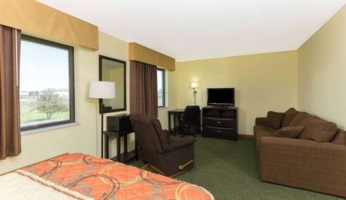 Studio Suite, 1 King Bed, Non Smoking