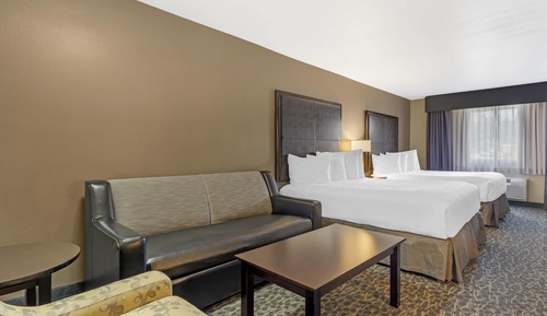 Standard Room, 2 Queen Beds, Accessible, Refrigerator & Microwave (with Single Sofabed)