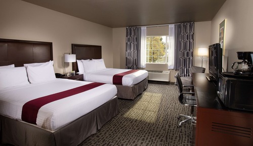 Double Room (Coast Two Queens)