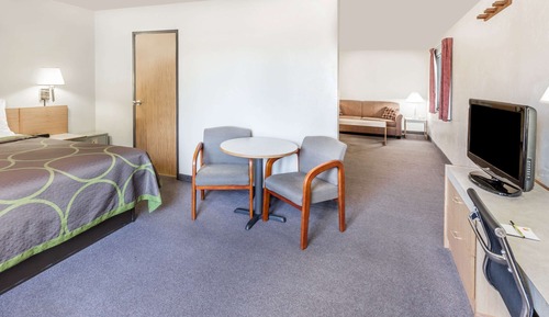 Studio Suite, 1 King Bed, Non Smoking