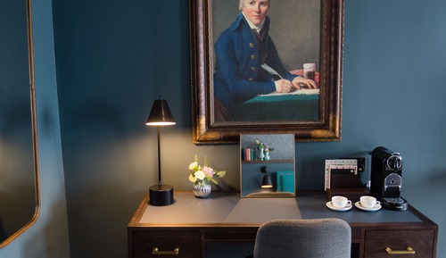 Deluxe Gorge Vista Room