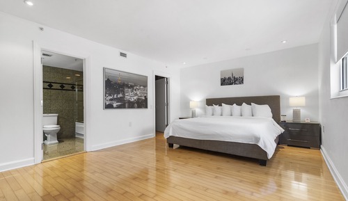 Penthouse Luxury Two Bedroom Suite