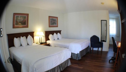 Room, 2 Double Beds, Non Smoking, Balcony (Pet Friendly)