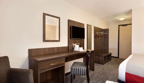 Family Room, Multiple Beds, Non Smoking