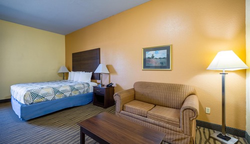 Suite, 1 King Bed, Non Smoking, Refrigerator & Microwave