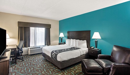 Standard Room, 1 King Bed, Non Smoking