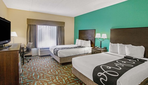 Room, 2 Queen Beds, Accessible, Non Smoking