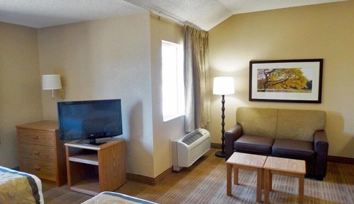 Suite, 1 Queen Bed, Non Smoking, Kitchen