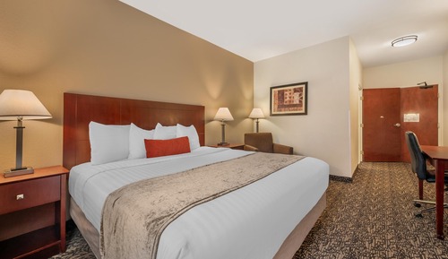 Standard Room, 1 King Bed, Accessible, Non Smoking