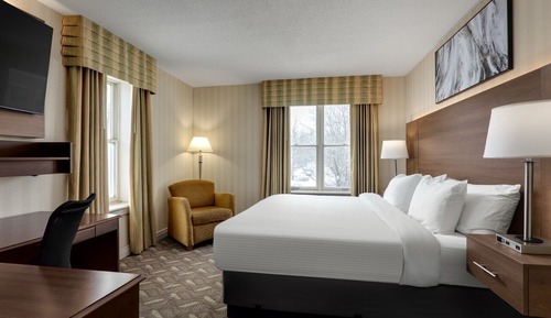 Executive Room, 1 Queen Bed, Accessible