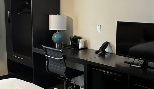 Standard Room, 1 King Bed, Non Smoking