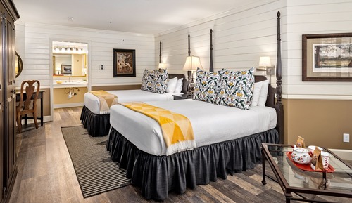 Deluxe Room, 2 Queen Beds (Main Inn)