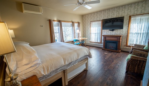 Room 15