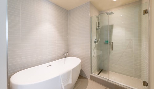 Premier Ocean Suite, 1 Bedroom, 1 King, Ocean View, Balcony