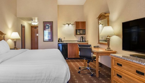 1 King Bed, Upgrade, Fireplace, Nonsmoking