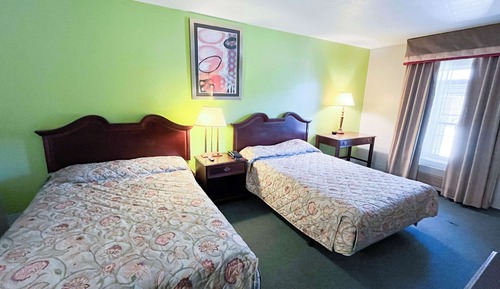 Deluxe Room, 2 Queen Beds, Non Smoking, Kitchenette