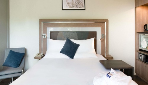 Executive Room, 1 Queen Bed, Terrace