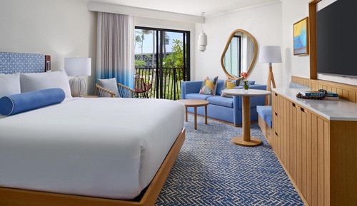 Signature Room, 1 King Bed, Mobility Accessible, Ocean View (Pool View) (Newly Renovated)