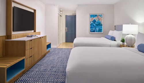 Signature Room, 2 Queen Beds, Ocean View (Pool View) (Newly Renovated)