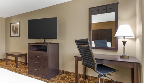 Standard Room, 2 Queen Beds, Non Smoking, Refrigerator & Microwave