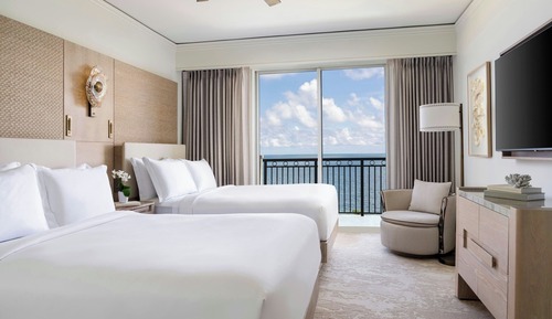 Club Room, 2 Queen Beds, Oceanfront