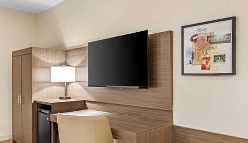 Suite, 1 King Bed with Sofa bed, Non Smoking (2 Person Sofa bed)