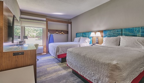 Room, 2 Queen Beds, Refrigerator & Microwave