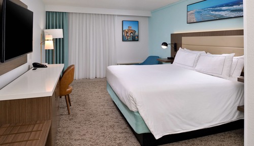 Room, 1 King Bed (Side Beach View)