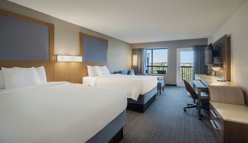 Room, Multiple Beds, Balcony