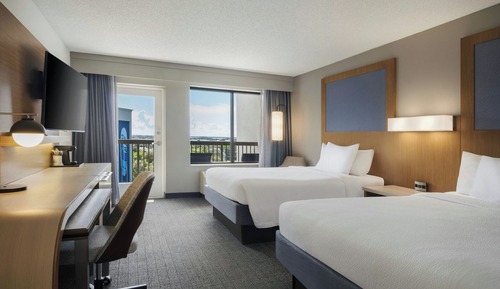 Room, 2 Queen Beds, Balcony