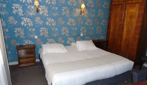 Classic Room, 1 Queen Bed