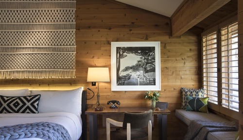 Deluxe Room, 1 King Bed, Fireplace