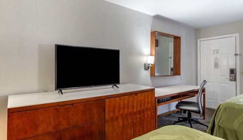 Standard Room, 2 Double Beds, Non Smoking