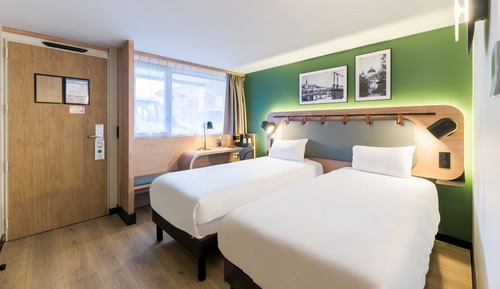 Standard Room, 2 Twin Beds