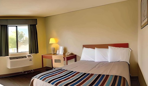 Standard Room, 1 King Bed, Non Smoking