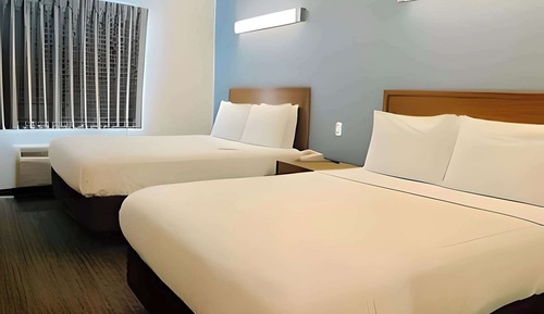 Standard Room, 2 Double Beds, Non Smoking