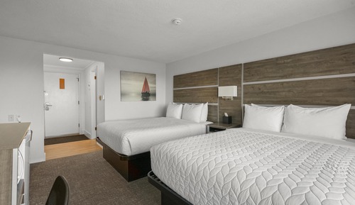 Premium Room, 2 Queen Beds, Lake View