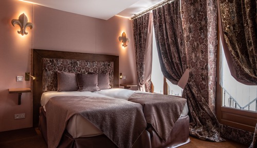 Classic Double or Twin Room, Balcony