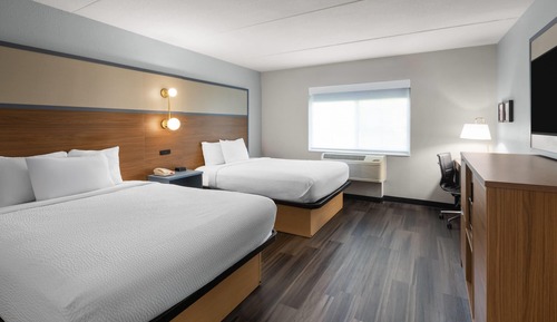 Room, 2 Queen Beds, Non Smoking (Dog Friendly)