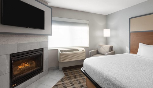 Deluxe Room, 2 Queen Beds, Non Smoking