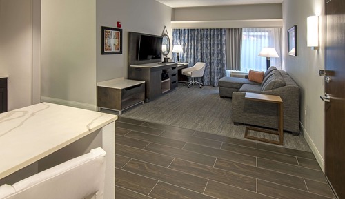 Suite, 1 King Bed, Accessible, Non Smoking