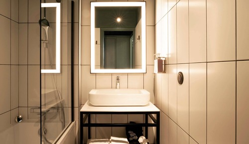 Standard Double Room, 1 Double Bed, Ground Floor (Street side)
