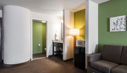 Suite, 2 Queen Beds, Non Smoking