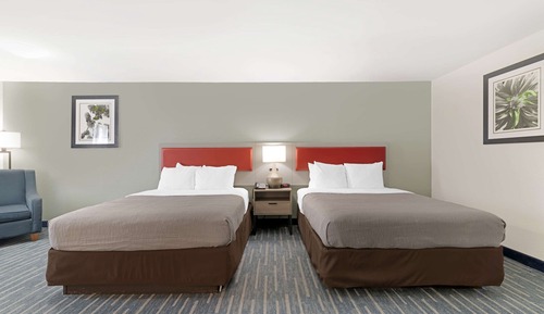 Room, 2 Queen Beds, Accessible, Non Smoking (Accessible Tub)