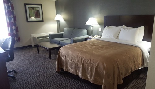 Standard Room, 1 Queen Bed, Non Smoking (Larger Room)