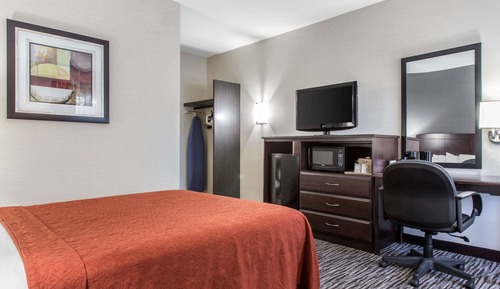 Standard Room, 1 Queen Bed, Non Smoking