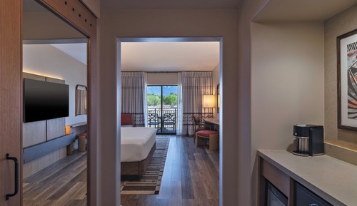 Room, 1 King Bed, Balcony