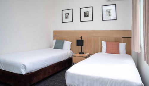 Room, Multiple Beds, Non Smoking (Efficiency)