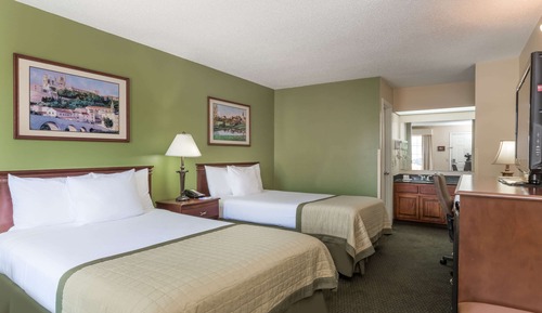 Standard Room, 2 Double Beds, Non Smoking