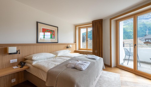 Deluxe Suite
